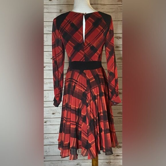 Karen Millen 100% Silk Check Print Fit & Flare Long Sleeve Dress - Size 4 - Picture 3 of 16